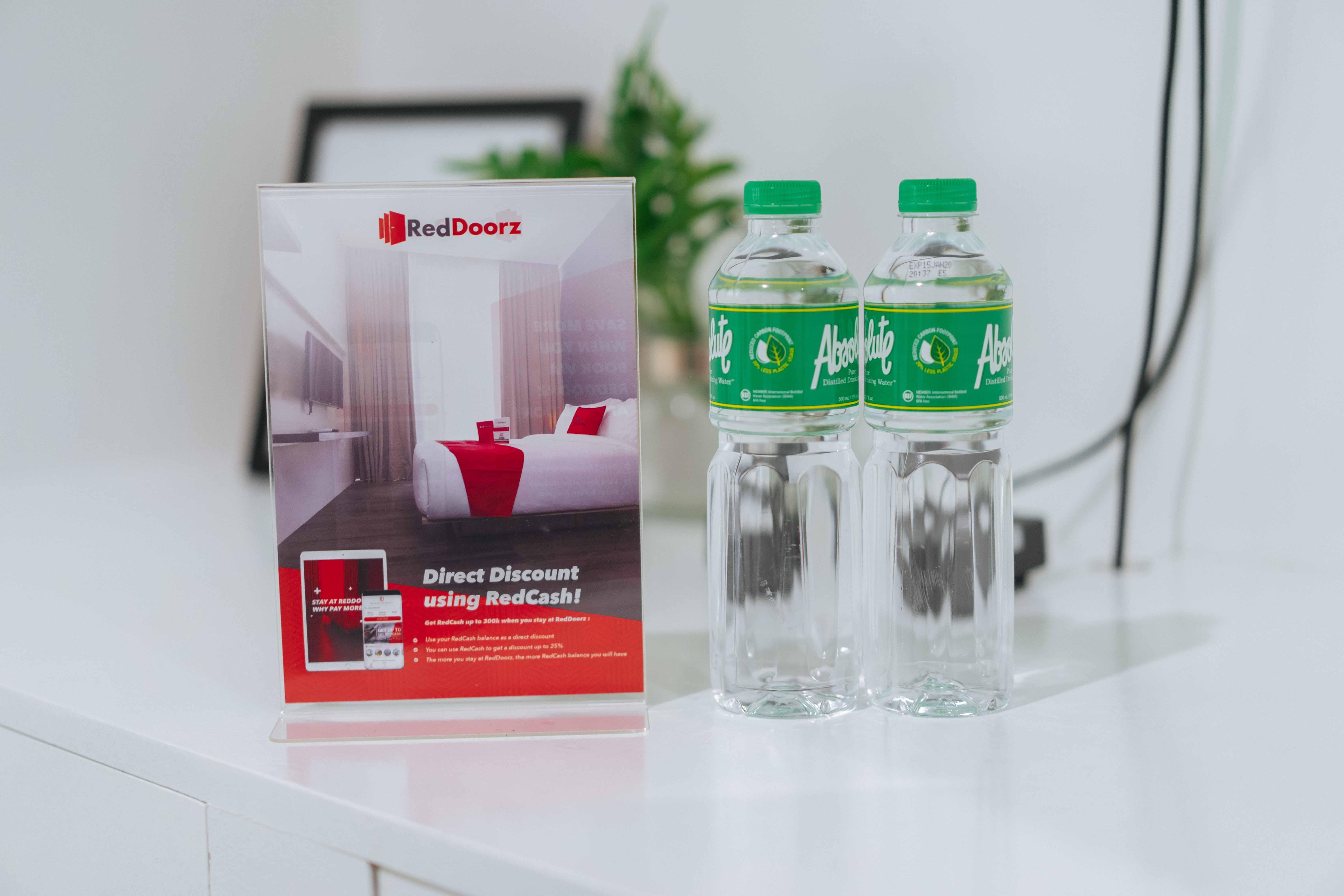 Reddoorz Plus @ Roxas Street Davao Экстерьер фото