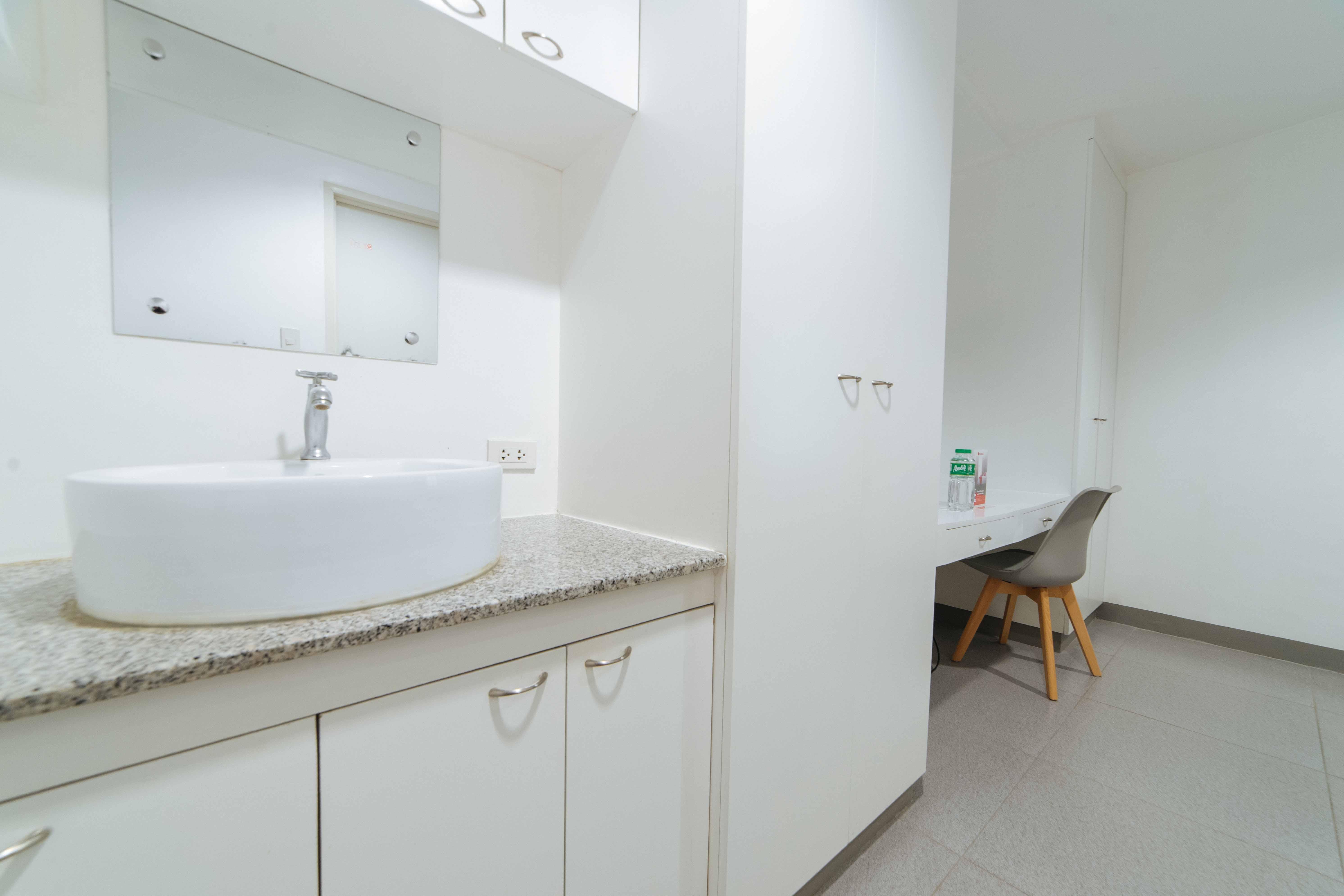 Reddoorz Plus @ Roxas Street Davao Экстерьер фото